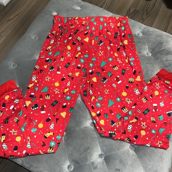 Christmas pjs - Picture 3 of 3